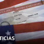 Extienden automáticamente permisos de trabajo a miles de inmigrantes | Noticias Telemundo